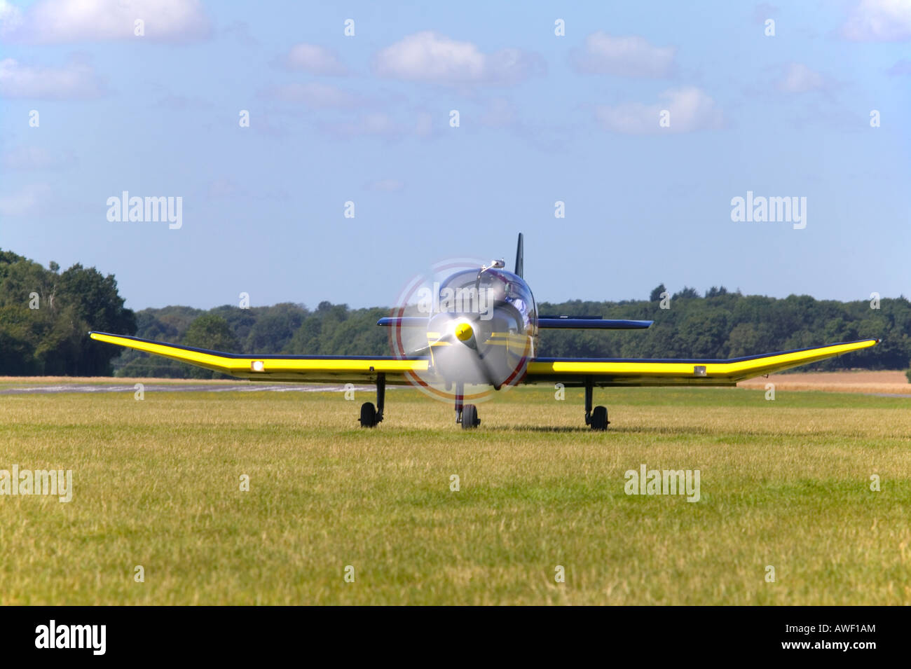 Single propeller light aircraft getting ready to take off from Lasham airfield in Hampshire Stock Photo