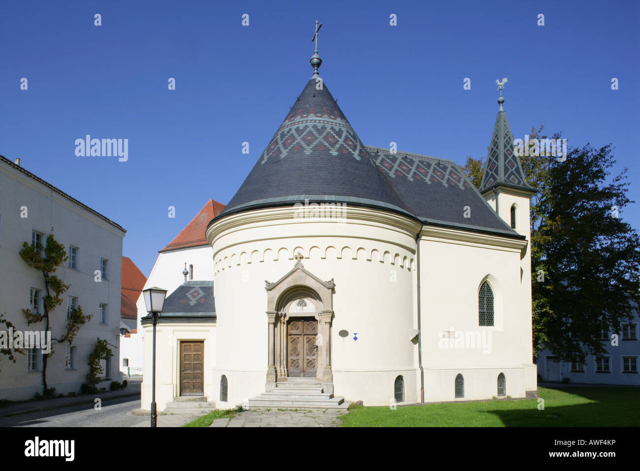 S:ta Ingrid av Sknningc (?). 6. S:t Laurentius. 7. S:t Olof. Utnghuxet. A. Jungfru Marias behdelse. Nr 2 1982 - Tidskriften ALE