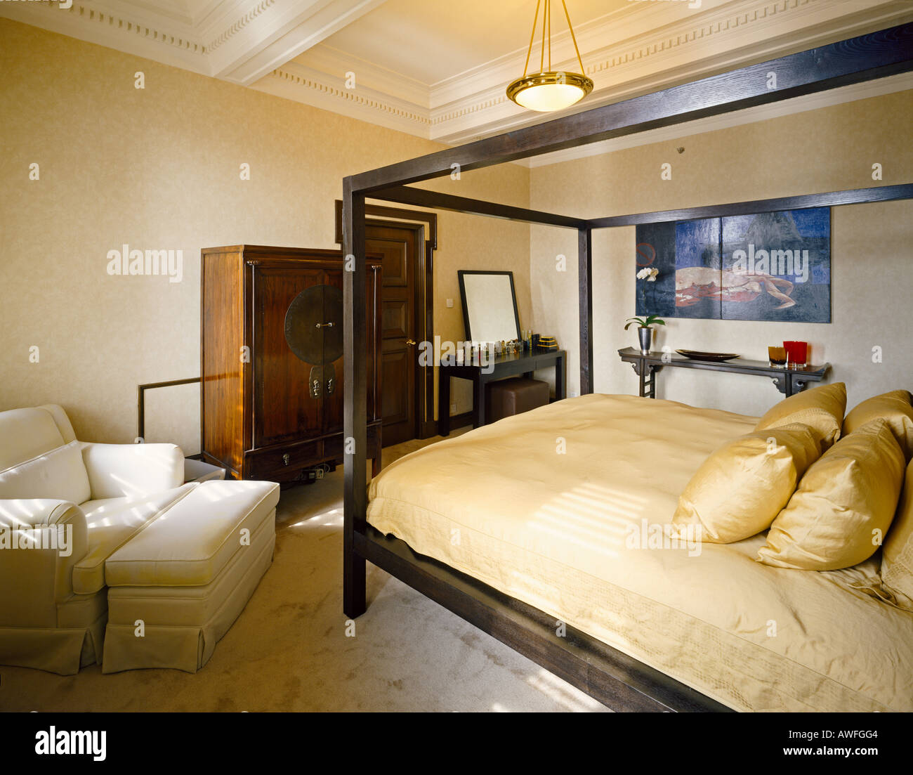 Bedroom of a Shanghai art decor apartment in Grosvenor House Shanghai China designed by Robert Chan of Nube Stock Photo