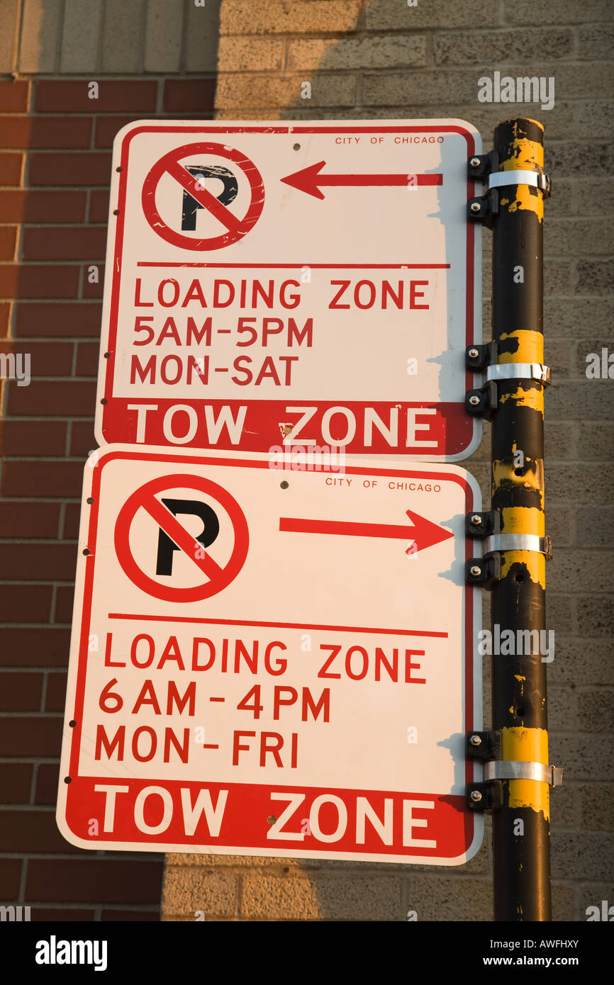ILLINOIS Chicago No Parking Loading zone tow zone warning signs Stock