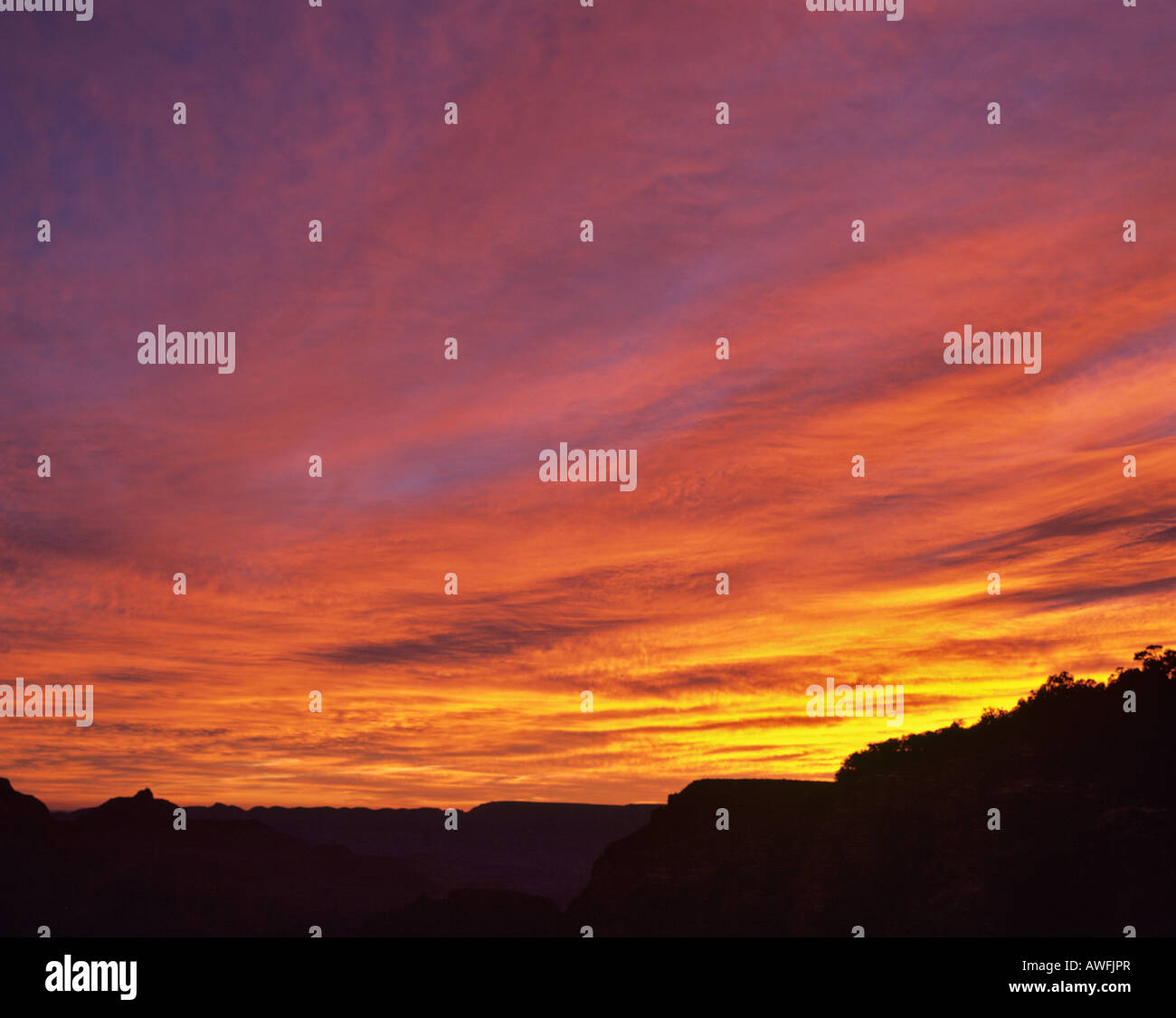 'Twilight of the Gods': evening sky set on fire Stock Photo