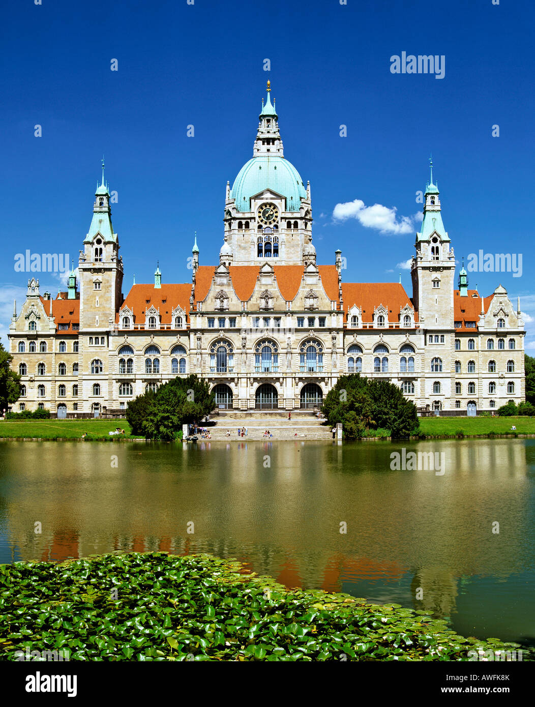 New City Hall and Maschteich Pond, Hanover, Lower Saxony, Germany, Europe Stock Photo