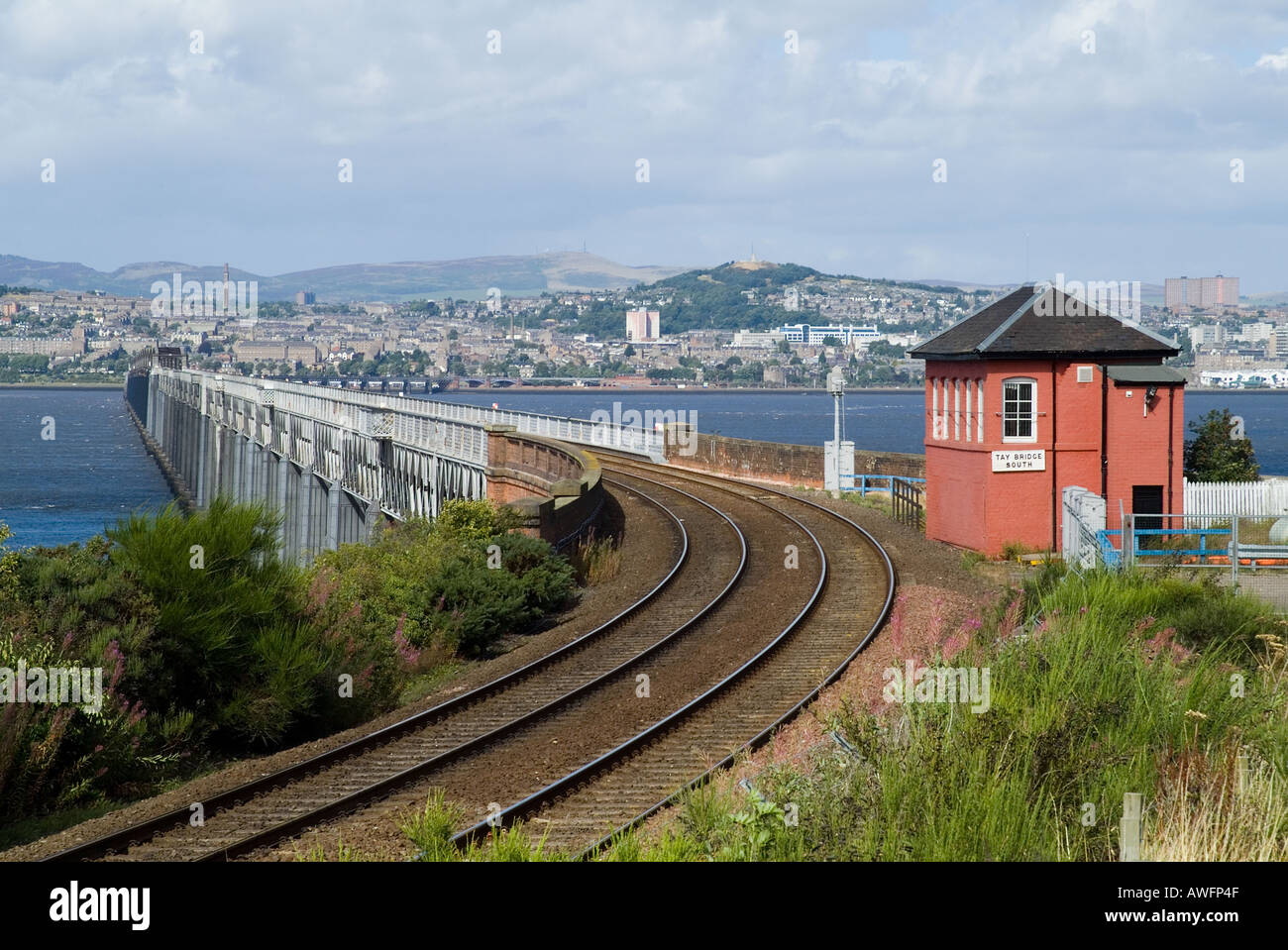 dh River Tay Railway Bridge WORMIT FIFE Fife side signalling box and