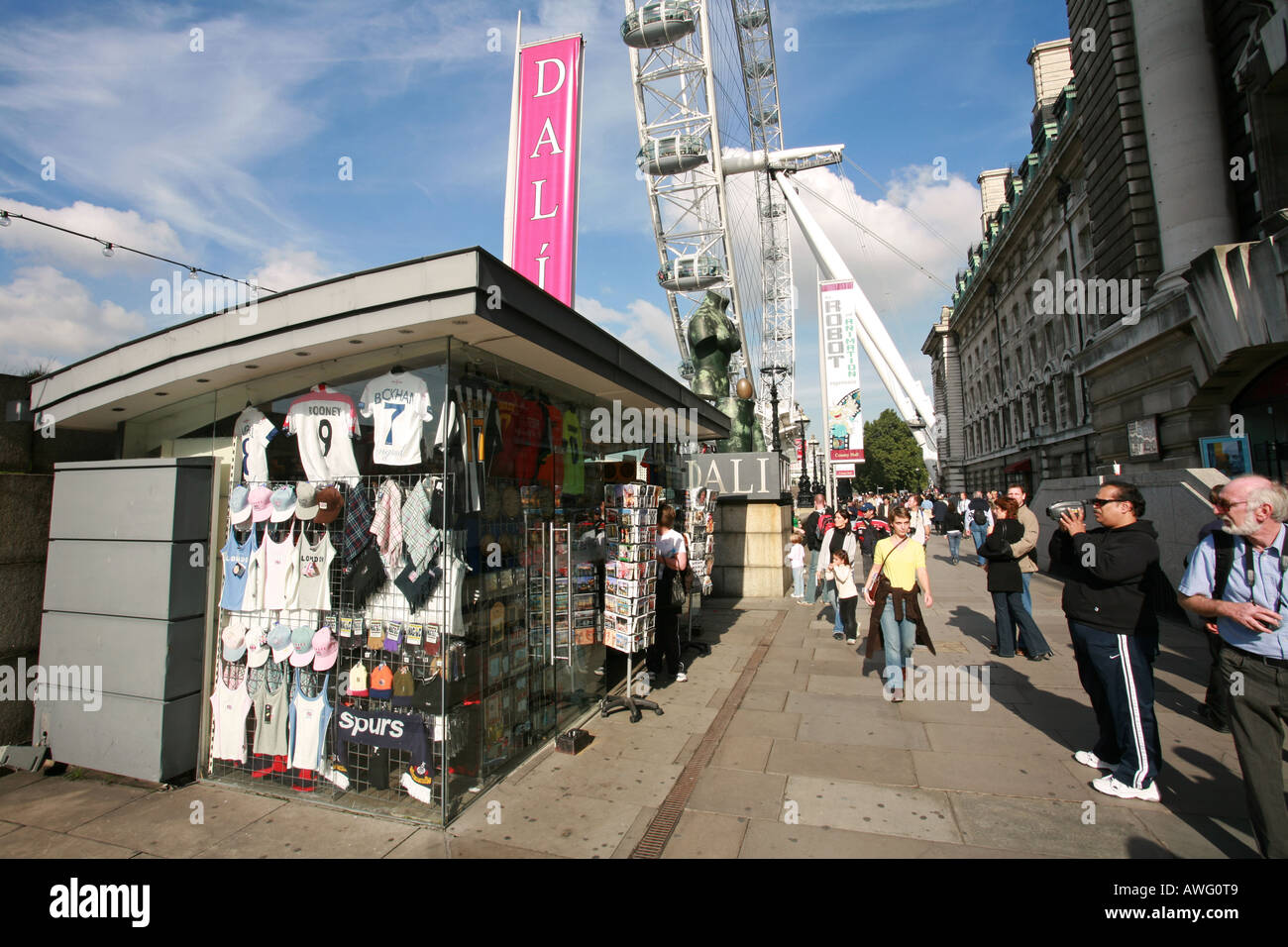 A typical tourist souvenir shop near the world famous symbol of London