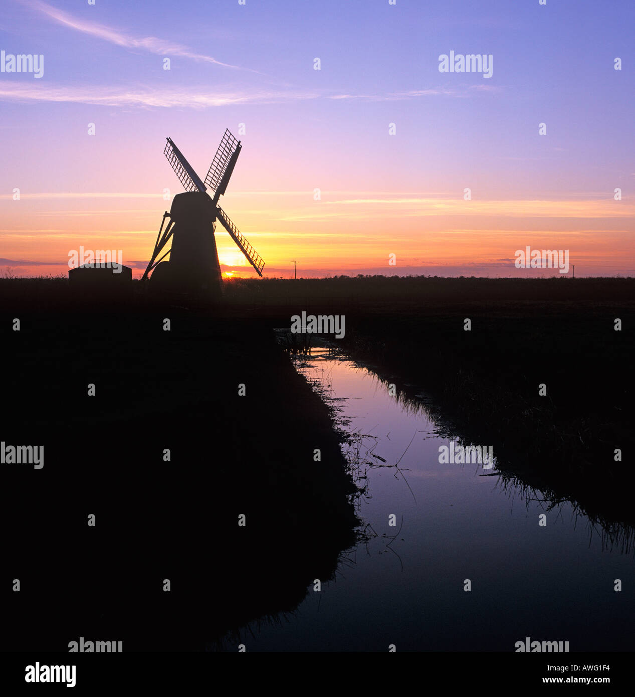 Herringfleet Windmill Norfolk UK Winter Sunset Stock Photo