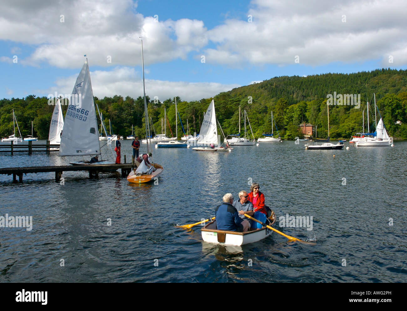 Messing about in boats on Lake Windermere, Fell Foot Park ...