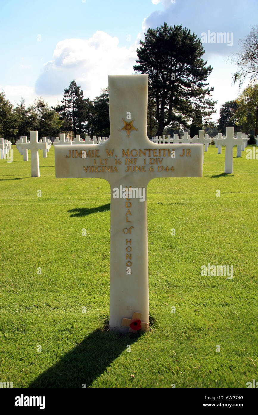 The grave of Jimmie W. Monteith Jr, Medal of Honor recipient, Normandy American Cemetery, France. Stock Photo