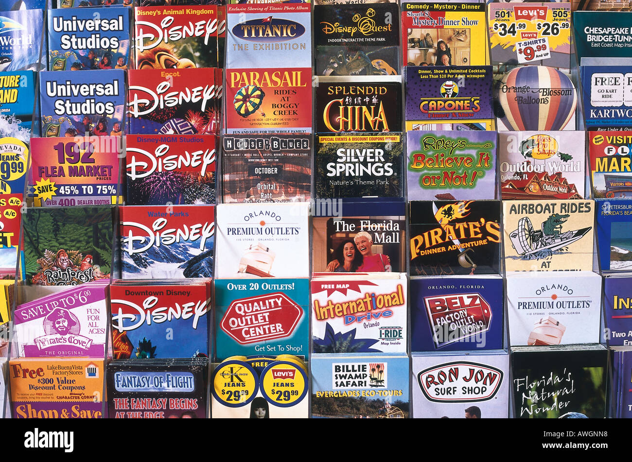 Brochure Rack High Resolution Stock Photography and Images - Alamy