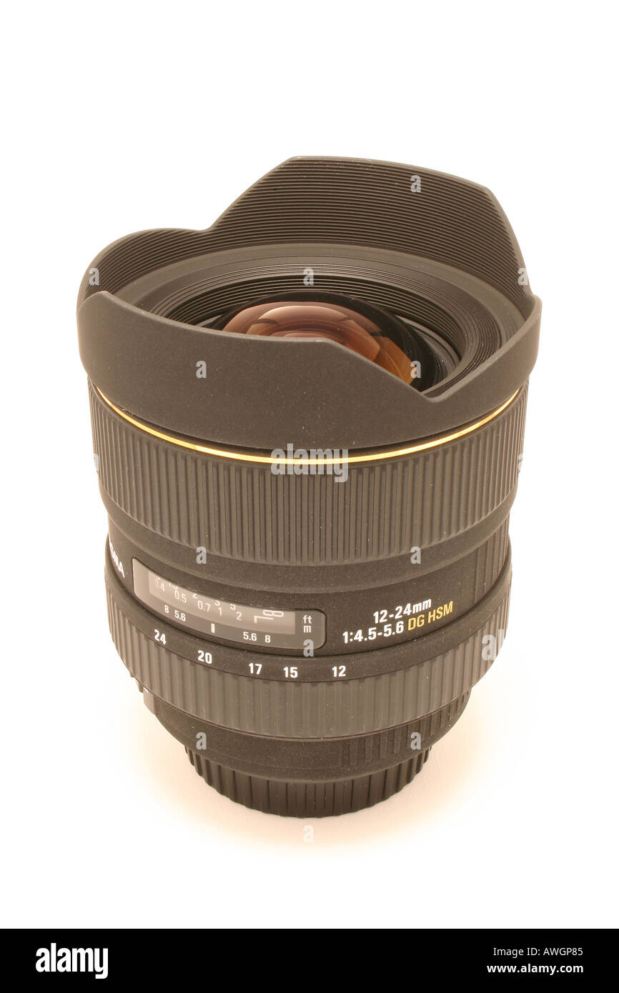24mm wide angle lens hi-res stock photography and images - Alamy