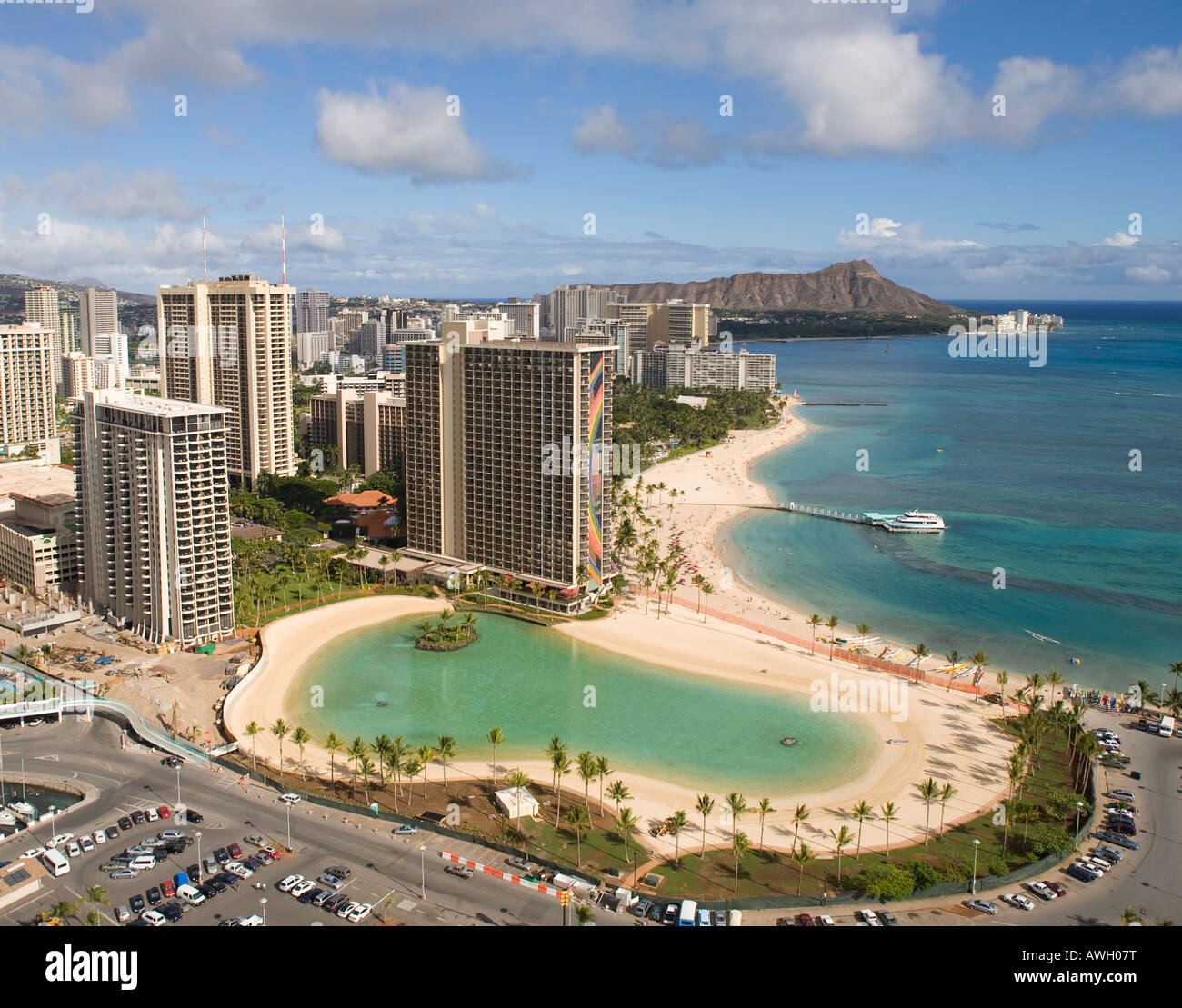 Hilton Hawaiian Village, Waikiki, Honolulu, Oahu, Hawaii Stock Photo - Alamy