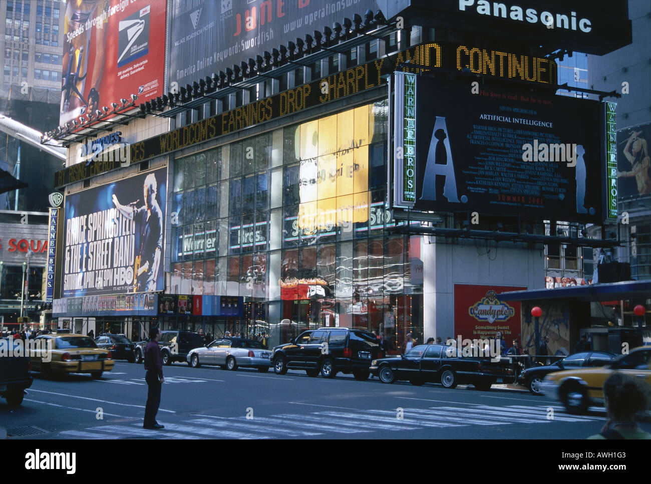 New York, Times Square, News Ticker Stock Photo - Alamy