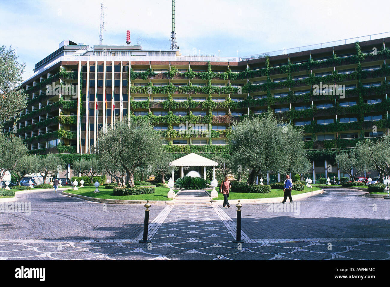 hotel rome cavalieri hilton via cadlolo 101