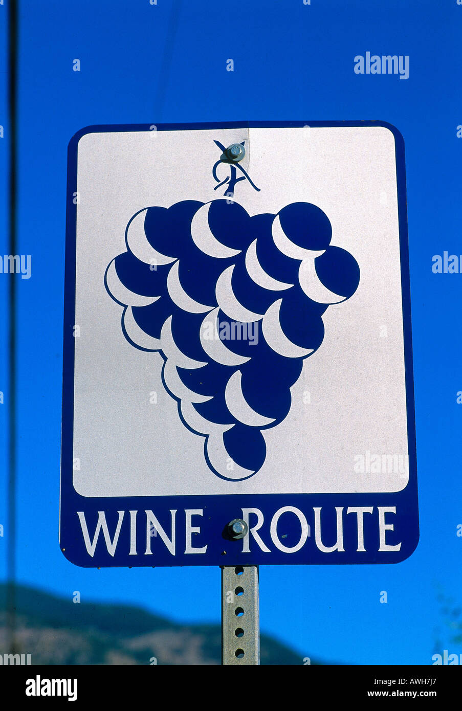Canada, Pacific Northwest, British Columbia, Okanagan Valley, sign for wine route Stock Photo