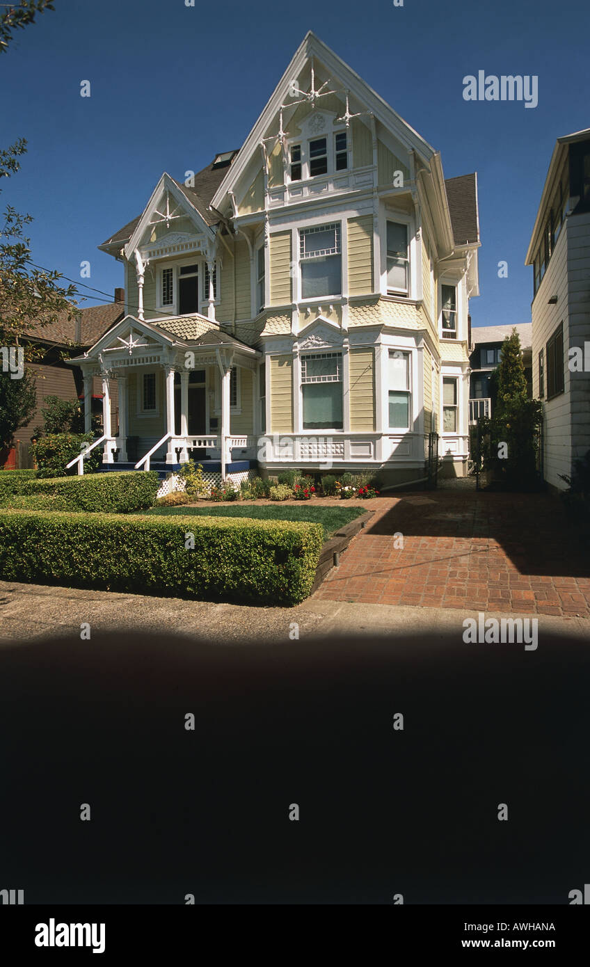Victorian houses portland oregon usa hires stock photography and