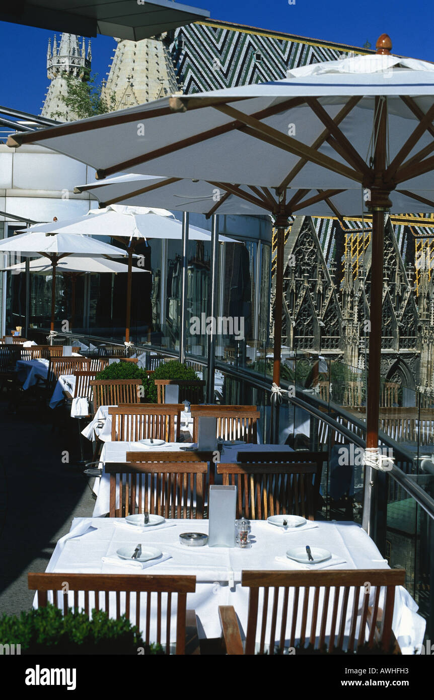 Austria, Vienna, Stephansplatz 12, Do & Co  outdoor tables set for dining Stock Photo