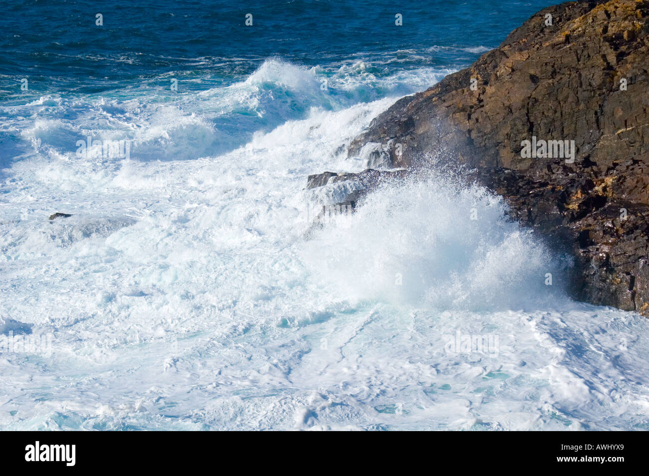 Strong waves crashing on shore hi-res stock photography and images - Alamy