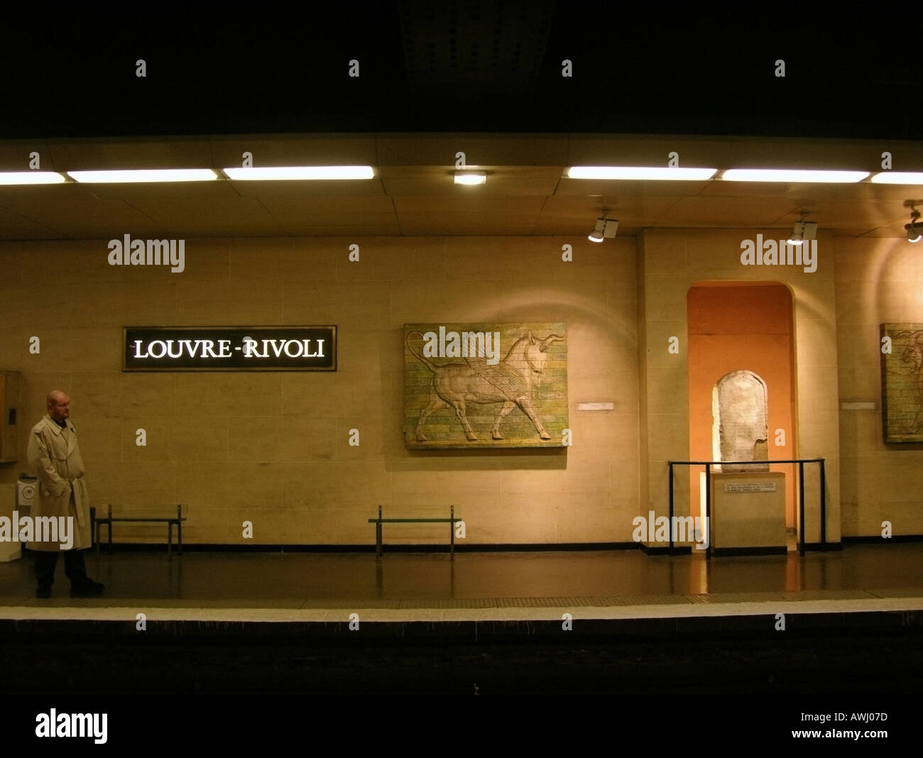 France Paris metro station Louvre Rivoli with replicas of antiquities from Louvre Museum Stock Photo