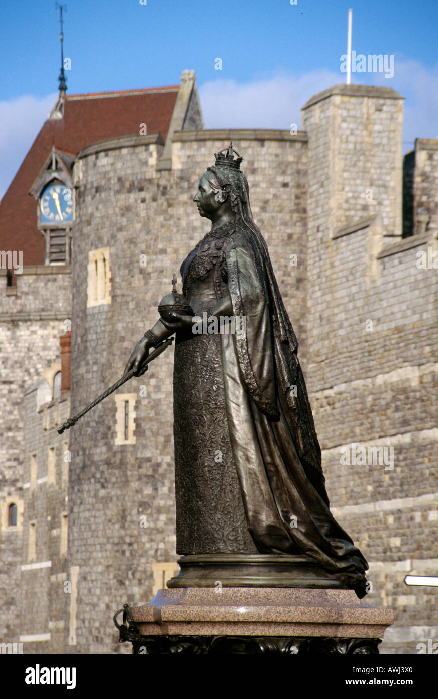 Bronze sculpture statue of Queen Victoria outside Windsor Castle