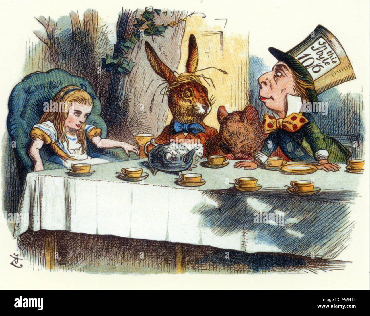 Alice in wonderland tea party hi-res stock photography and images - Alamy