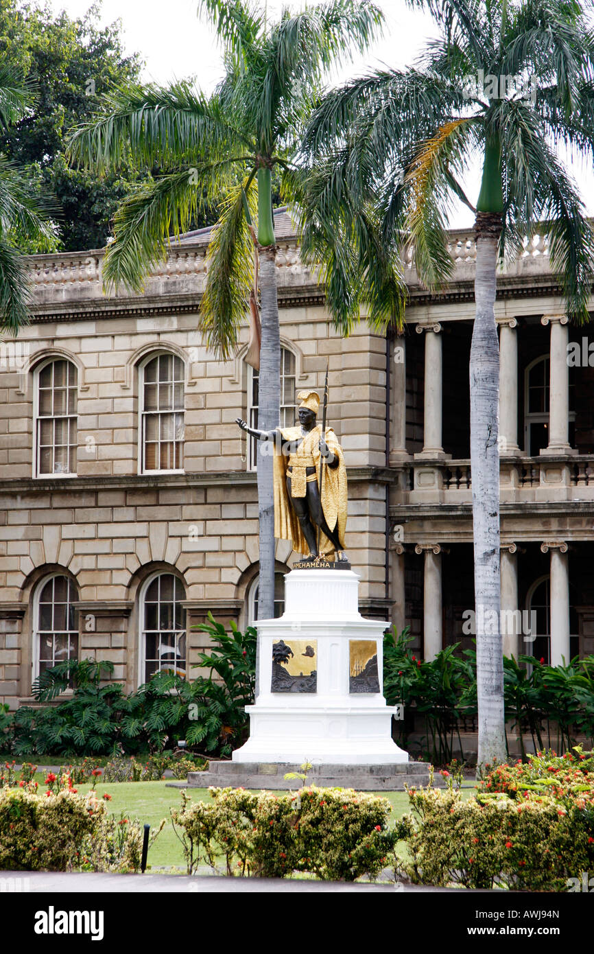 Statue of King Kamehameha Ist  outside the old Judiciary Building  downtown in Honolulu,Oahu,Hawaii,USA Stock Photo