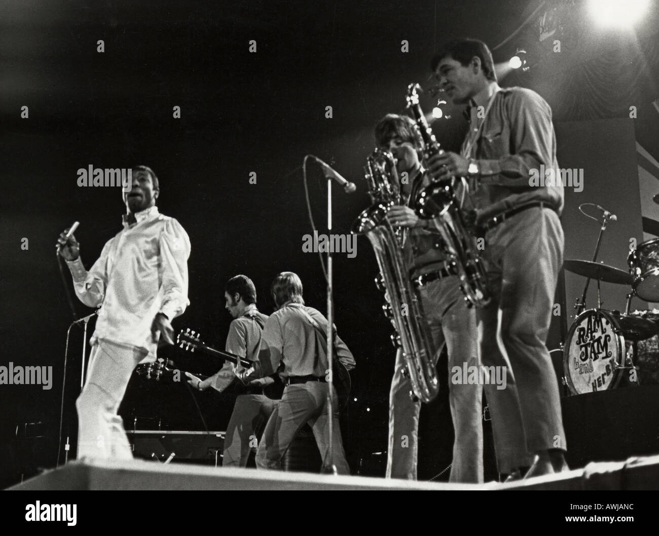GENO WASHINGTON AND HIS RAM JAM BAND in April 1967 - US singer with British  backing froup Stock Photo - Alamy