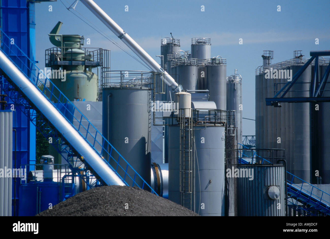 Fuel storage tanks in oil refinery, Dusseldorf, North Rhine Westphalia