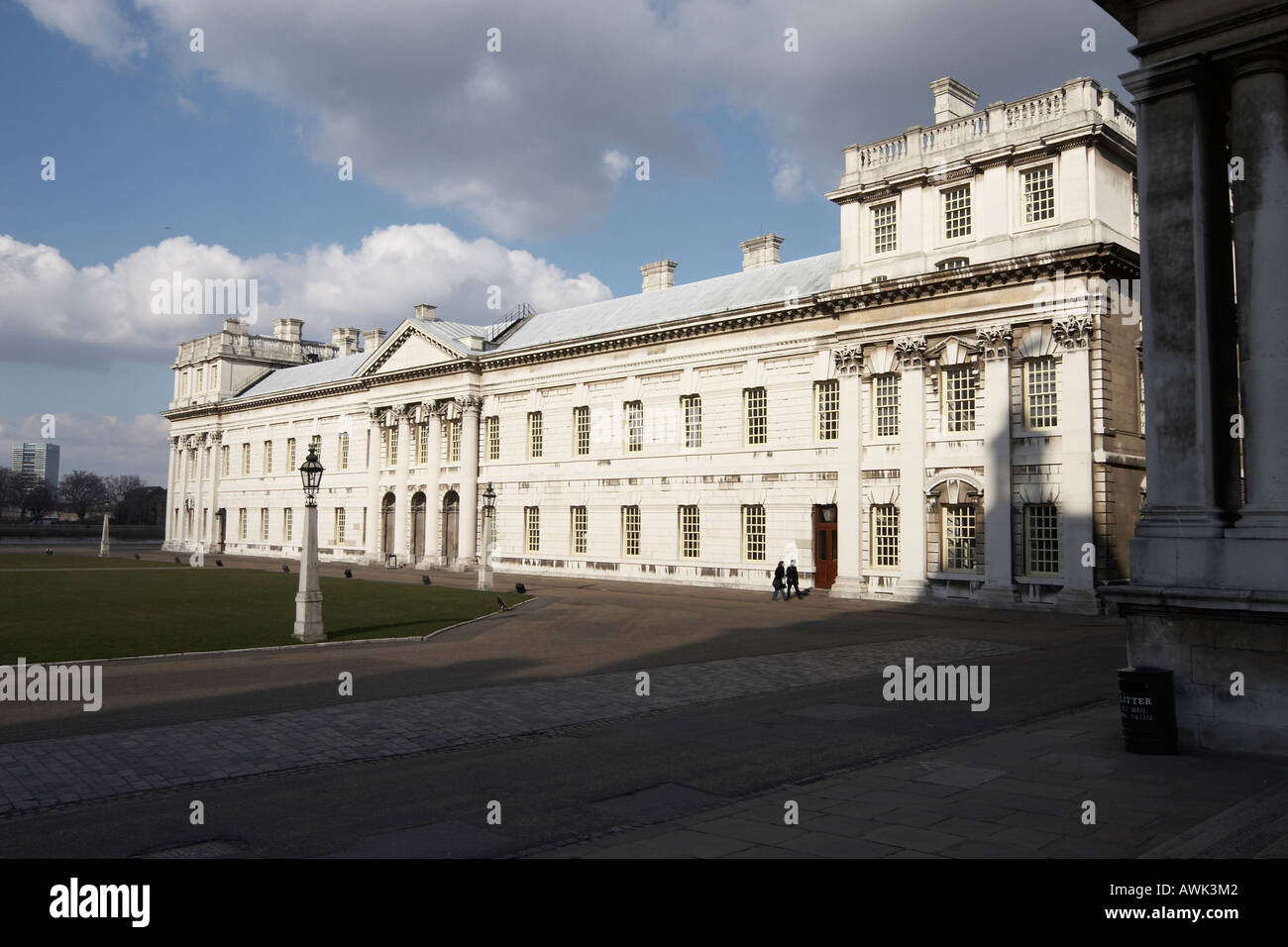 Queen Anne Court in Royal Naval College designed by Sir Christopher ...