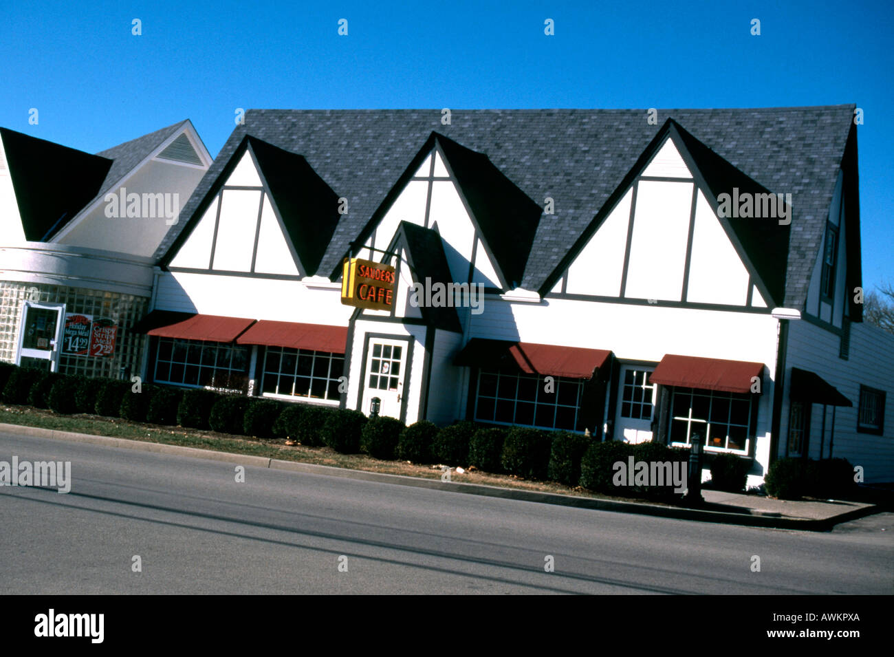 First KFC in USA Stock Photo Alamy