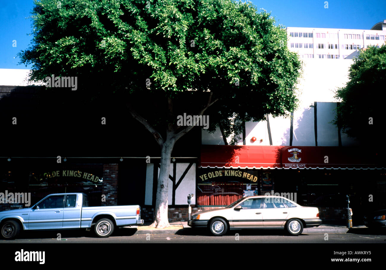 Ye Olde Kings Head pub in Los Angeles Stock Photo