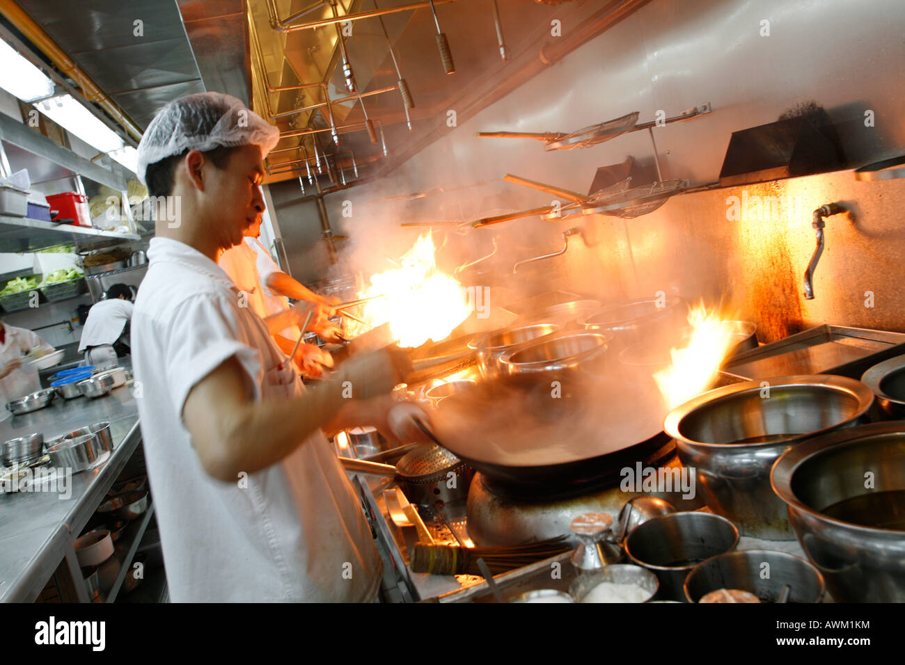 chinese chef cooking Stock Photo Alamy
