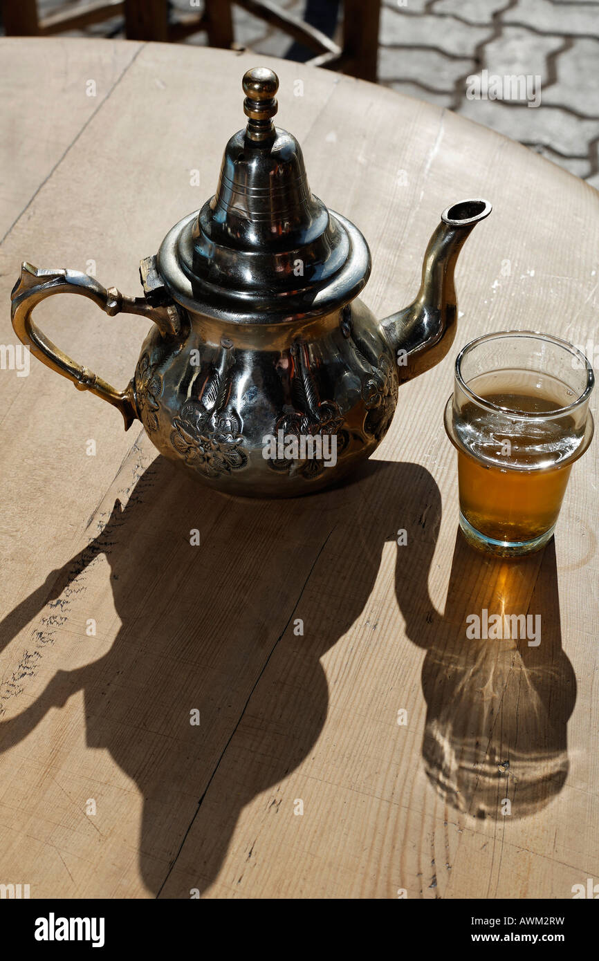 Ornate moroccan glass on table hires stock photography and images Alamy