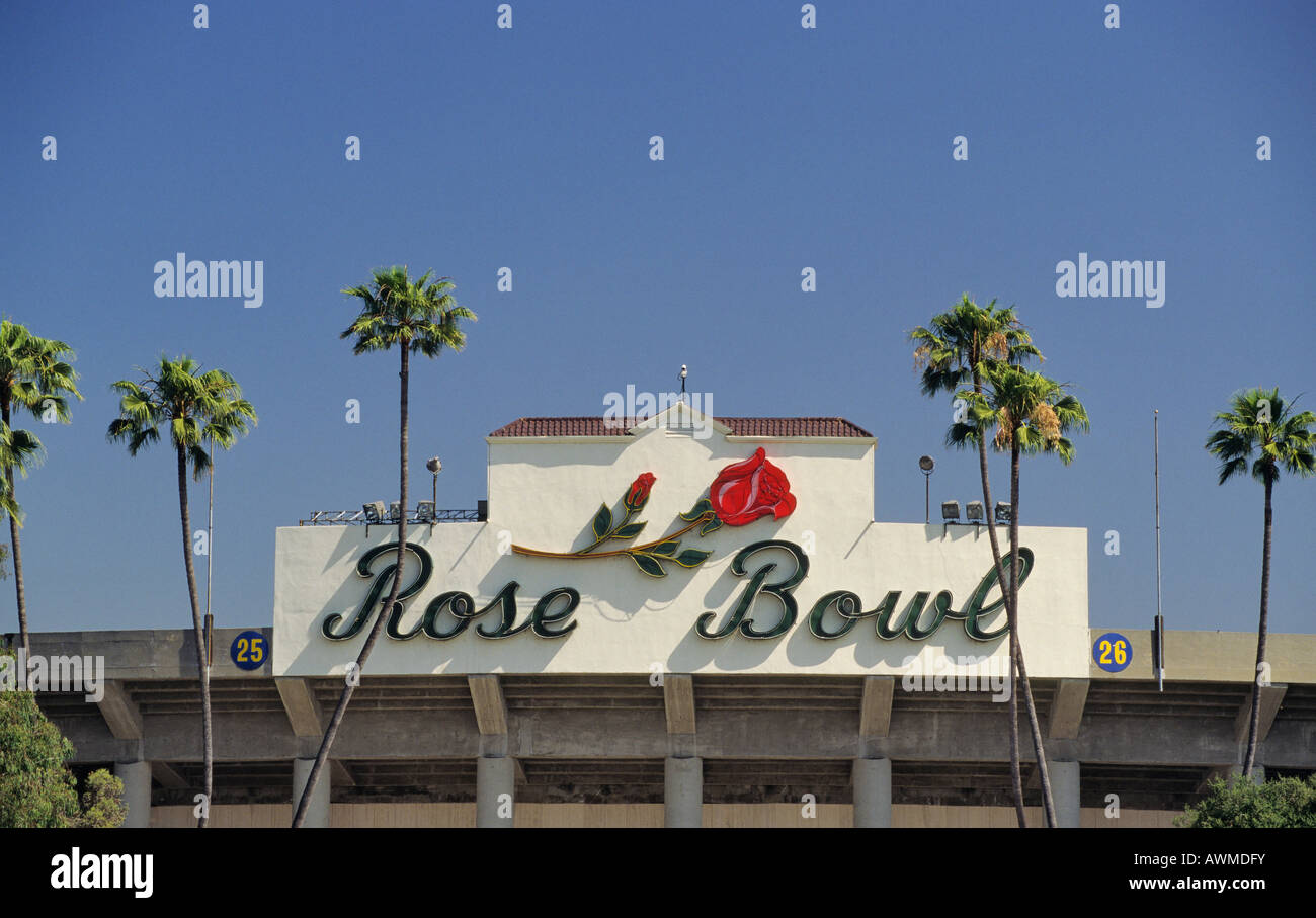 The pasadena rose bowl hires stock photography and images Alamy