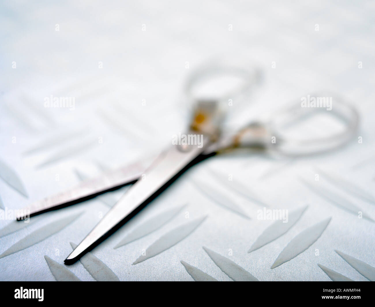 Scissor paper hi-res stock photography and images - Alamy