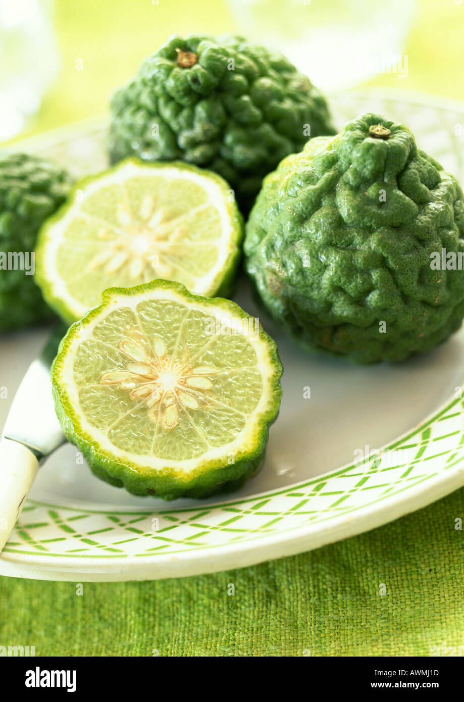 Kaffir limes hi-res stock photography and images - Alamy