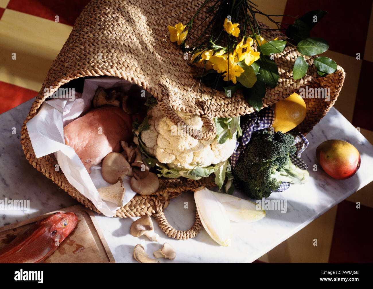 Market basket with fresh produce Stock Photo Alamy