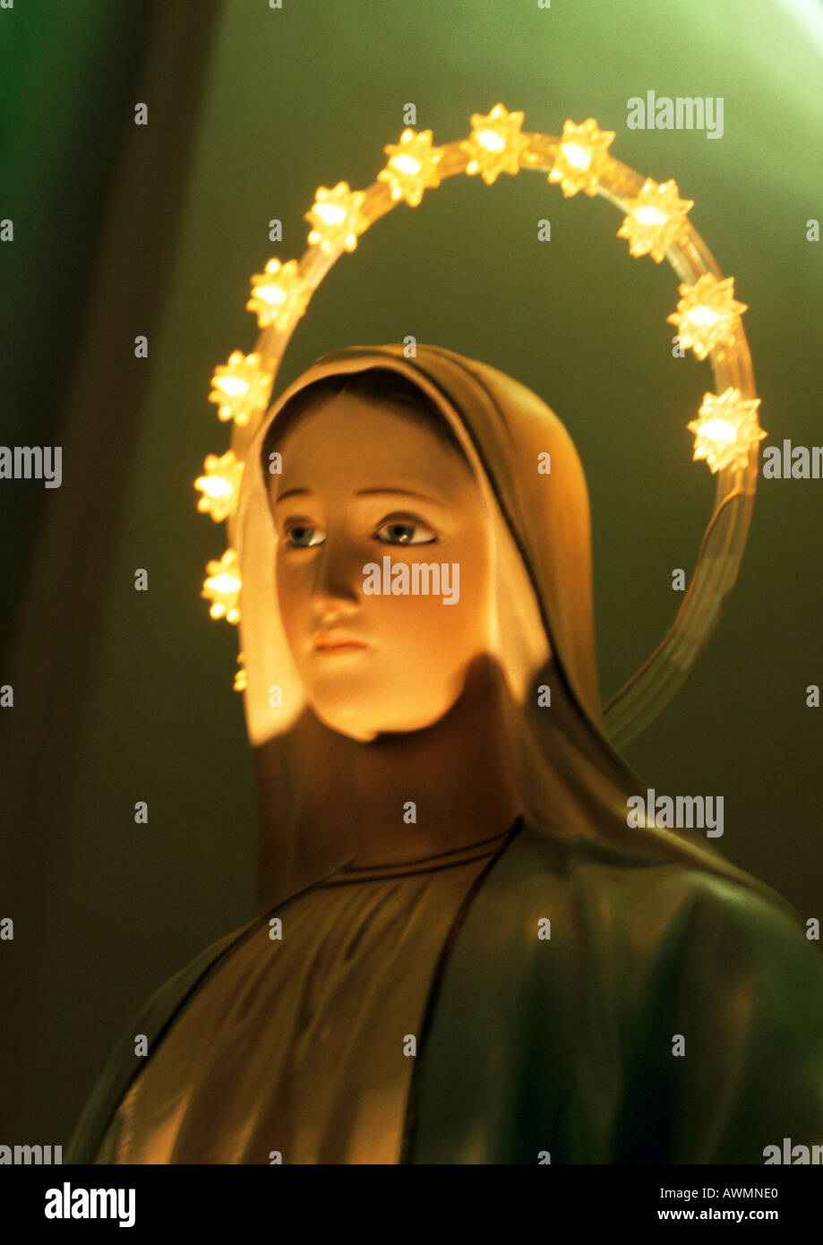 Statue of Virgin Mary, close-up of head Stock Photo