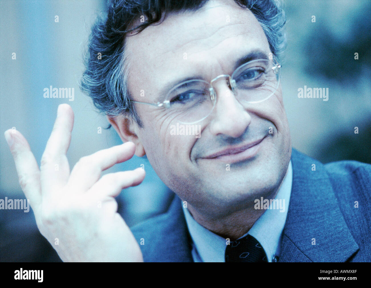 Managers wearing suits hi-res stock photography and images - Alamy