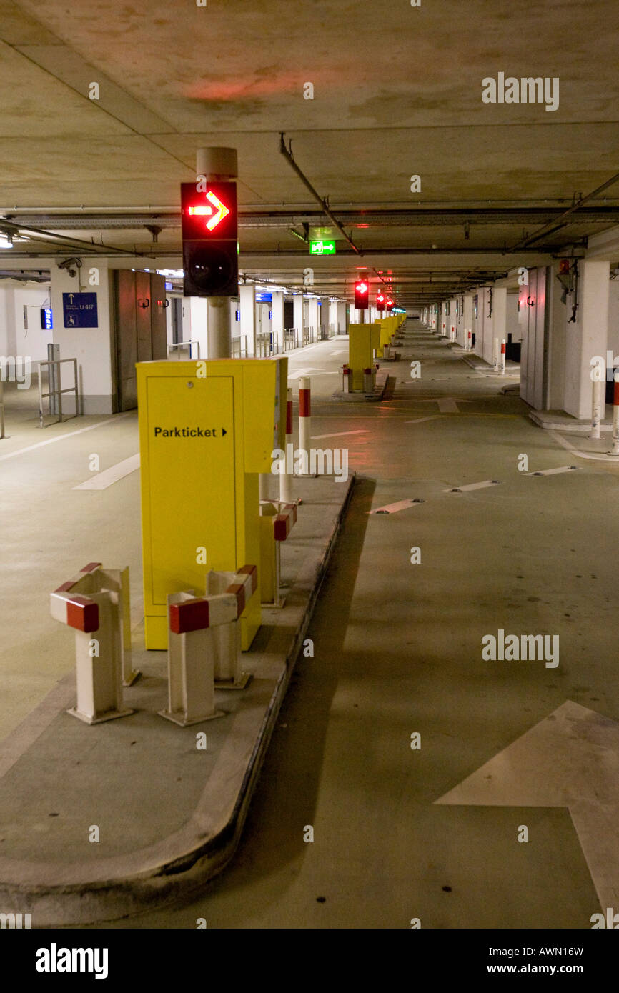 Underground car park and traffic lights, Terminal 2, Frankfurt Airport