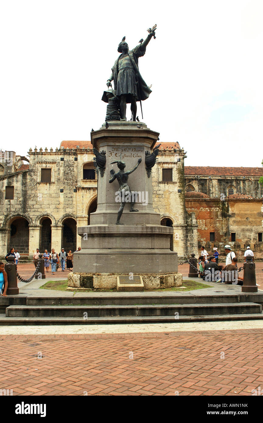Plaza Colon, Columbus Monument and cathedral, Santo Domingo, Dominican Republic, Caribbean Stock Photo