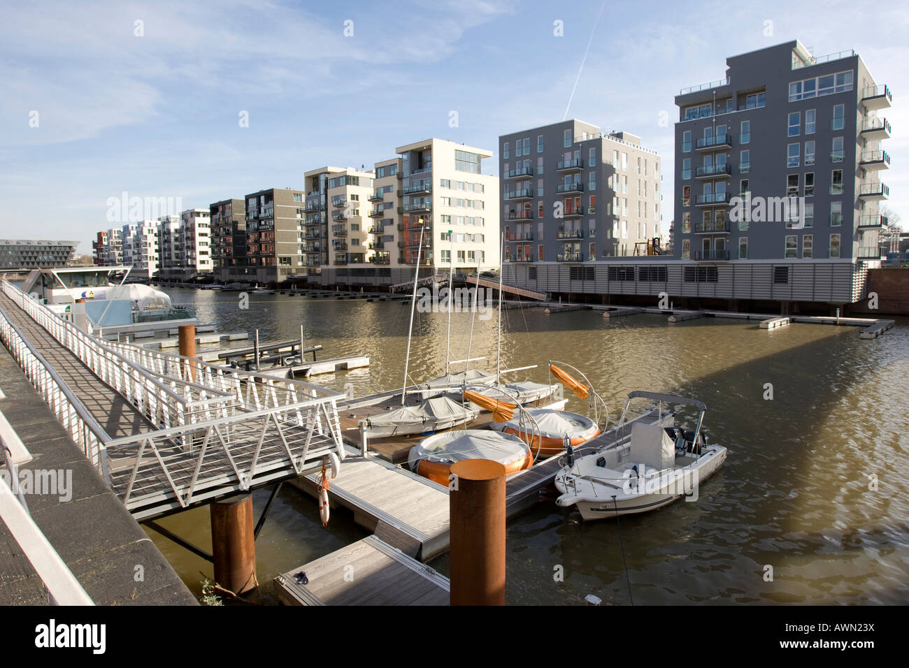 Modern luxury condos with private docking facilities at Westhafen Harbour, Westhafen Square, Frankfurt, Hesse, Germany, Europe Stock Photo