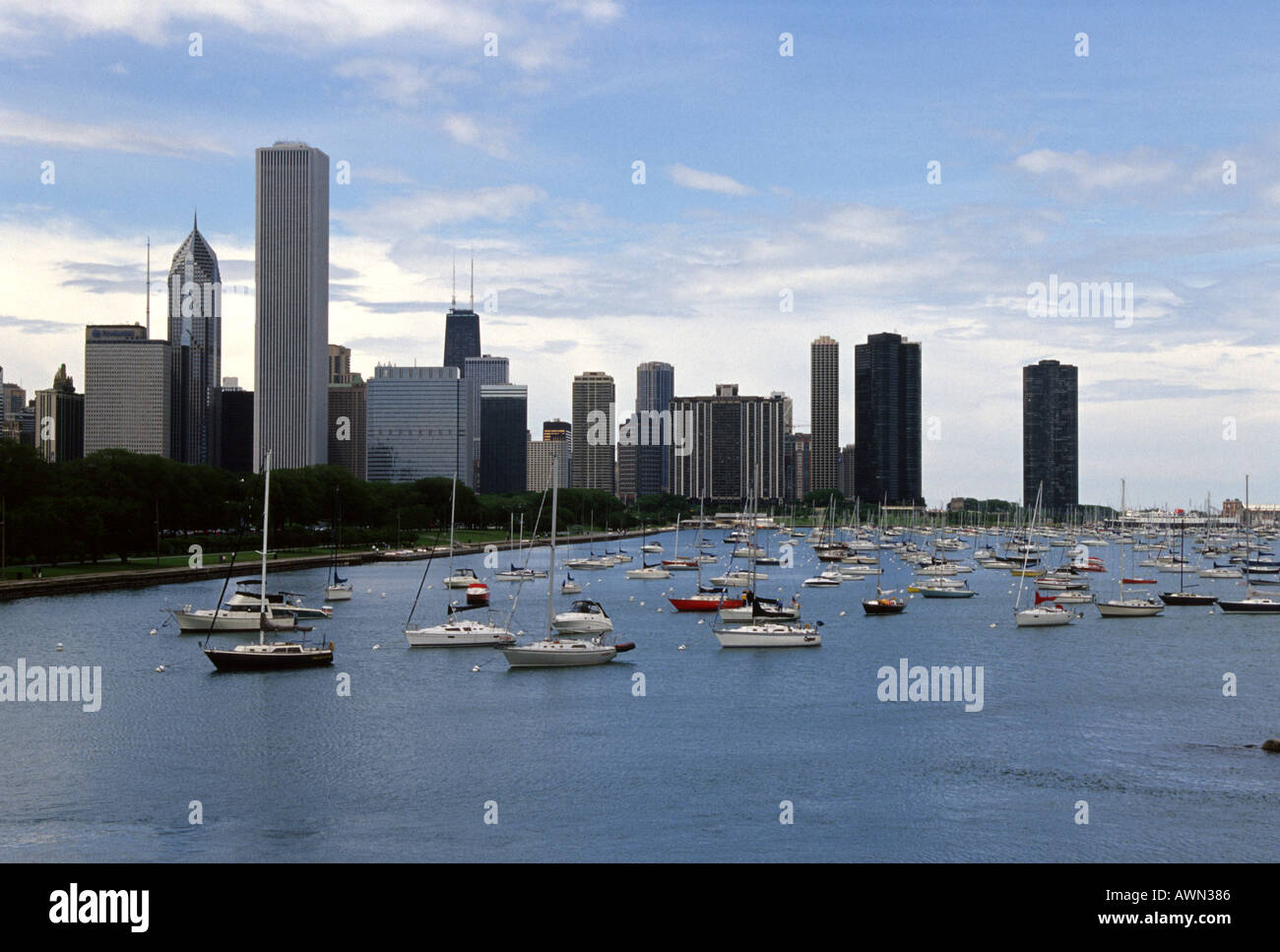 Chicago bank city hi-res stock photography and images - Alamy