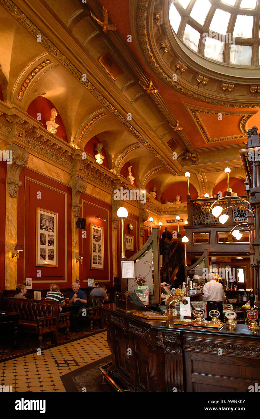 'Old Joint Stock Pub', English pub, restaurant, Birmingham, West Midlands, England, United Kingdom, Europe Stock Photo