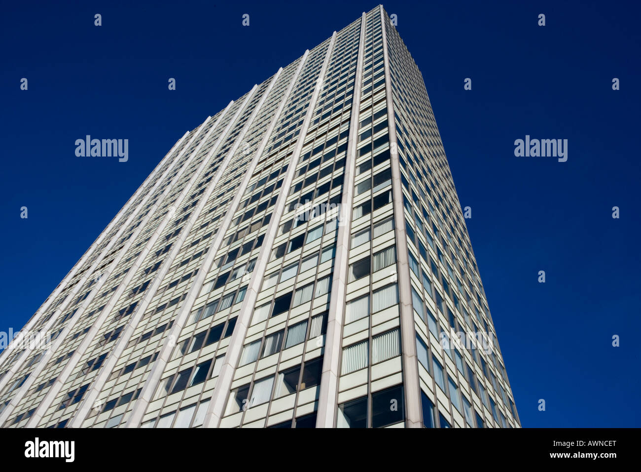 The administrative building of Bayer AG in Leverkusen das Verwaltungsgebäude der Bayer AG in Leverkusen Bayer Hochhaus Stock Photo