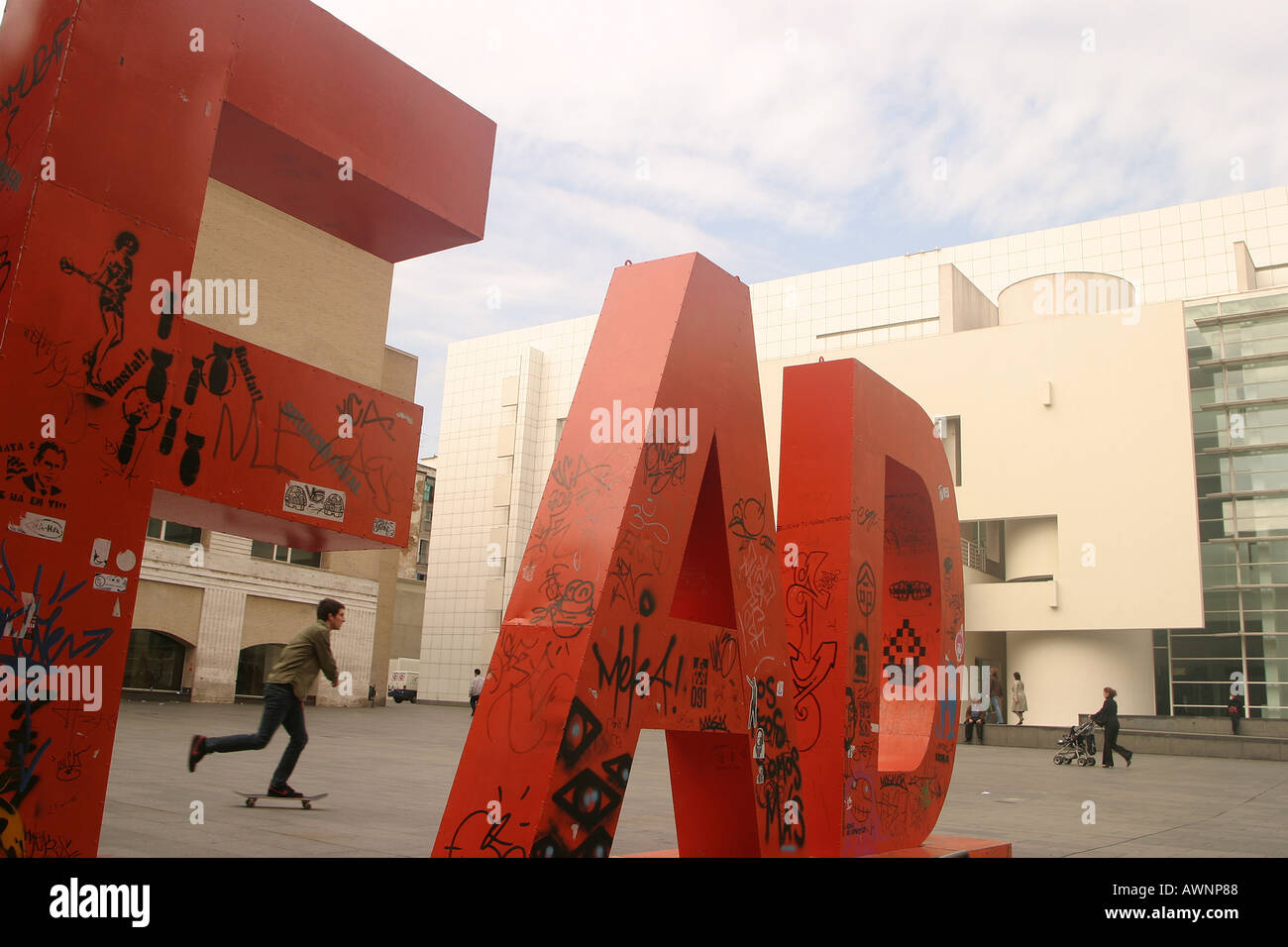 People in front of the Museum Macba in Raval quarter in Barcelona, Barcelona, Catalonia, Spain, Europe, EU Stock Photo