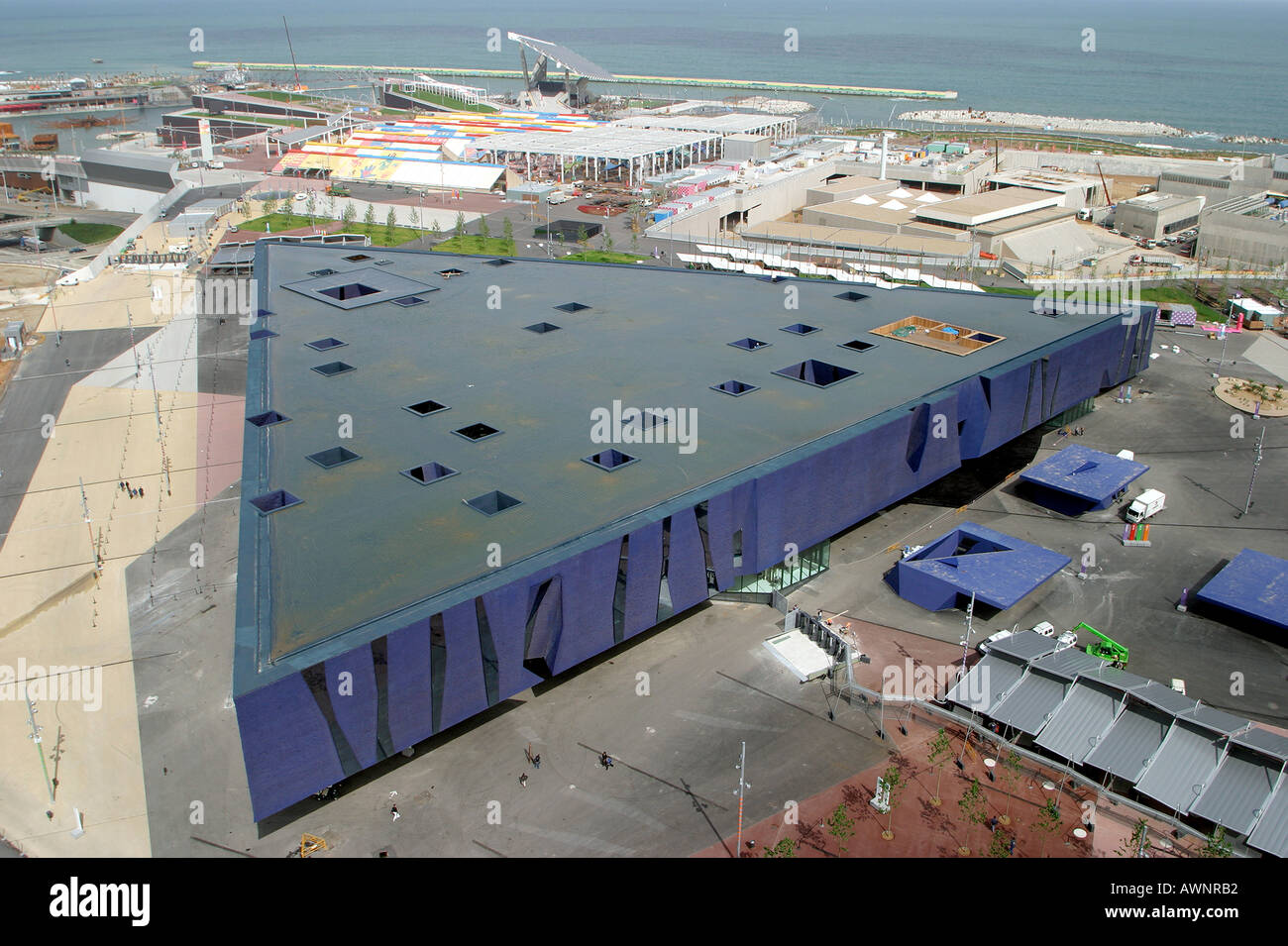 Architecture Overview of the Forum Building by Herzog & DeMeuron in ...