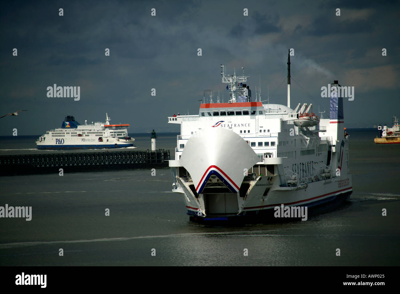 CAR FERRY CALAIS HARBOUR FRANCE Stock Photo Alamy