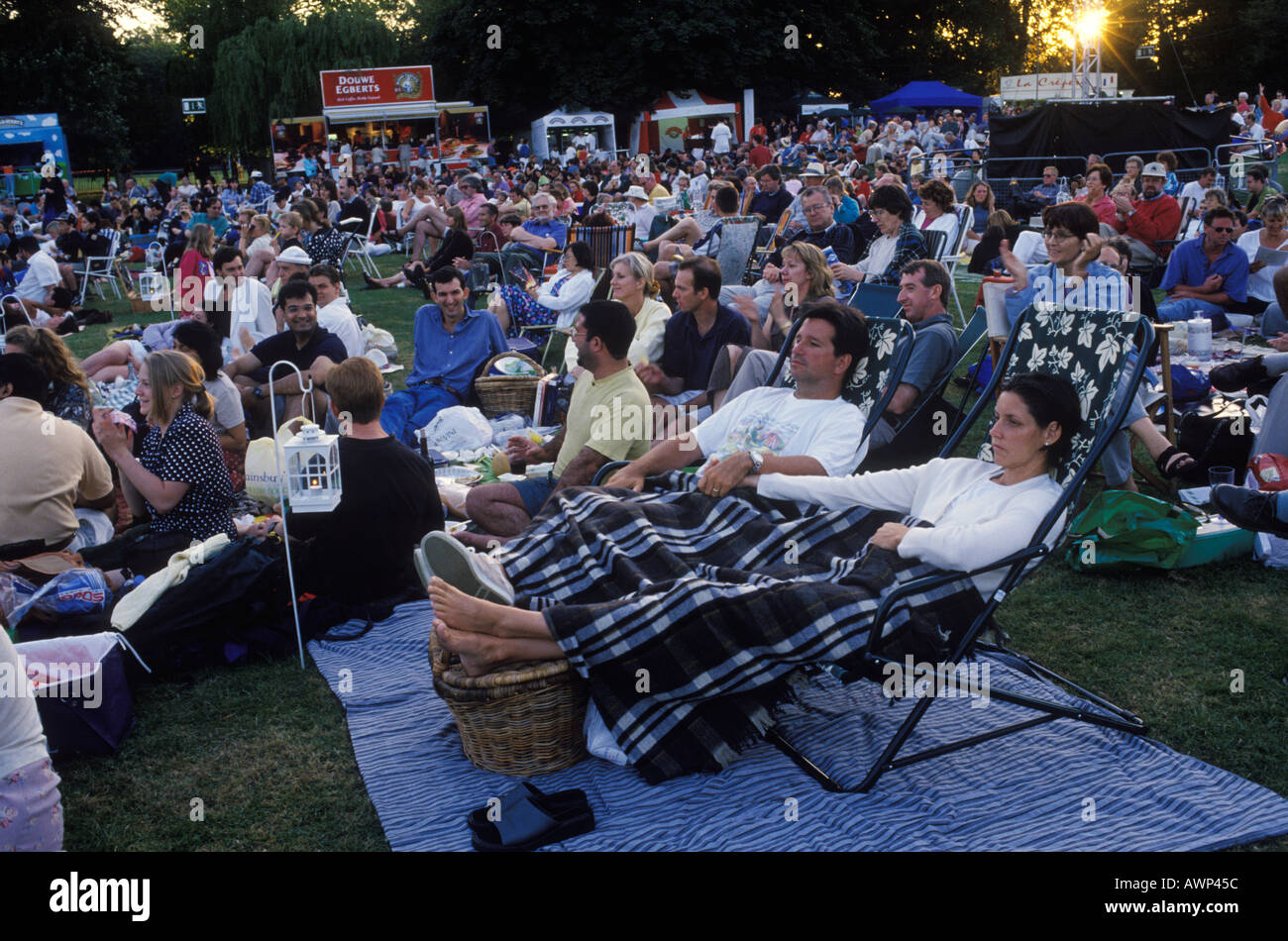 Marble Hill House Richmond Surrey open air festival concert. Open air summer classical concert at England 1990s UK. HOMER SYKES Stock Photo