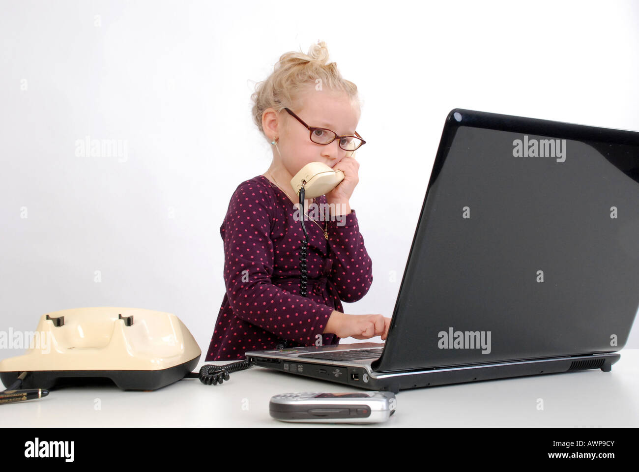 child and computer Stock Photo