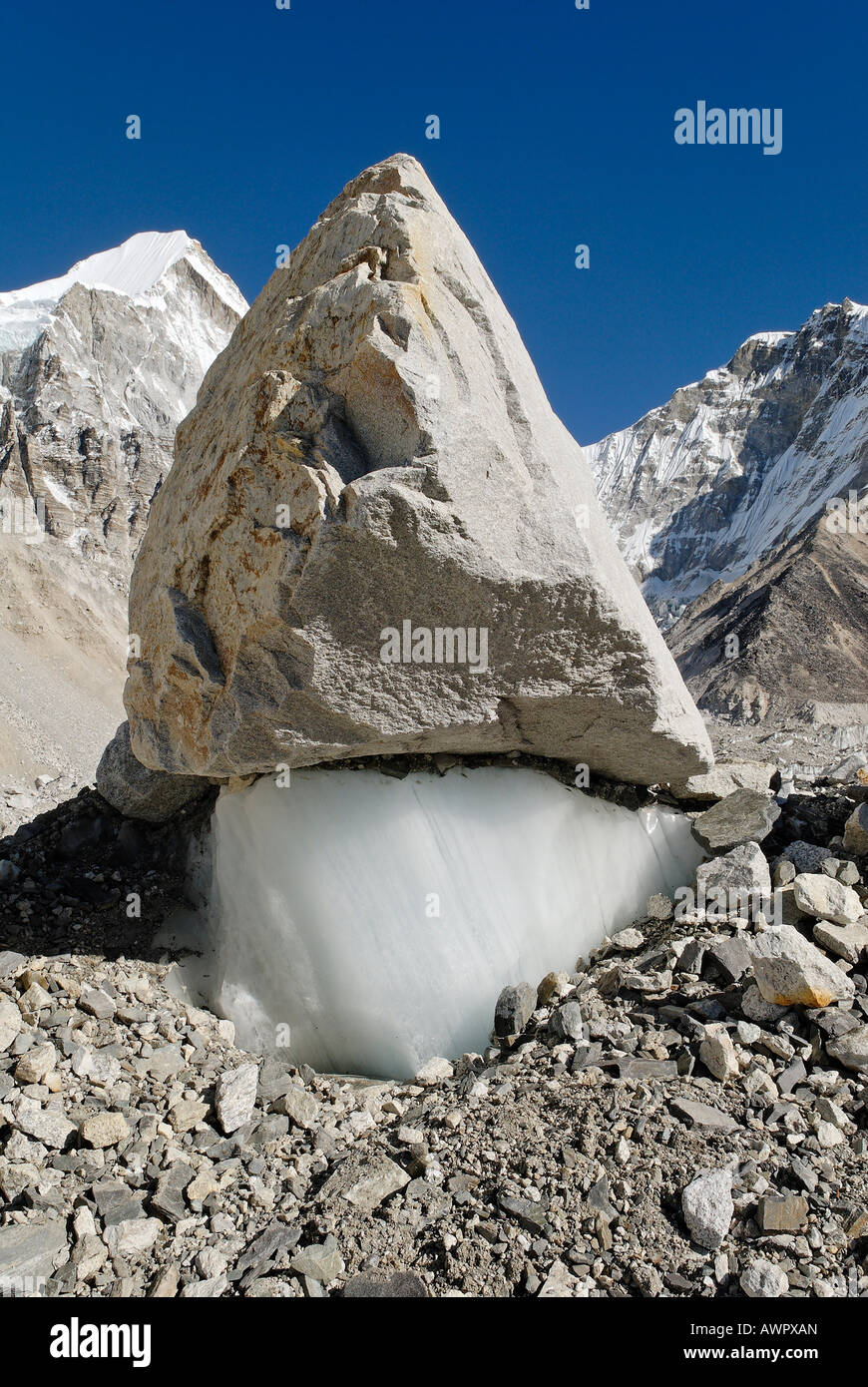 View over Khumbu Gletscher towards Everest Base Camp, Khumbu Himal, Sagarmatha National Park, Nepal Stock Photo