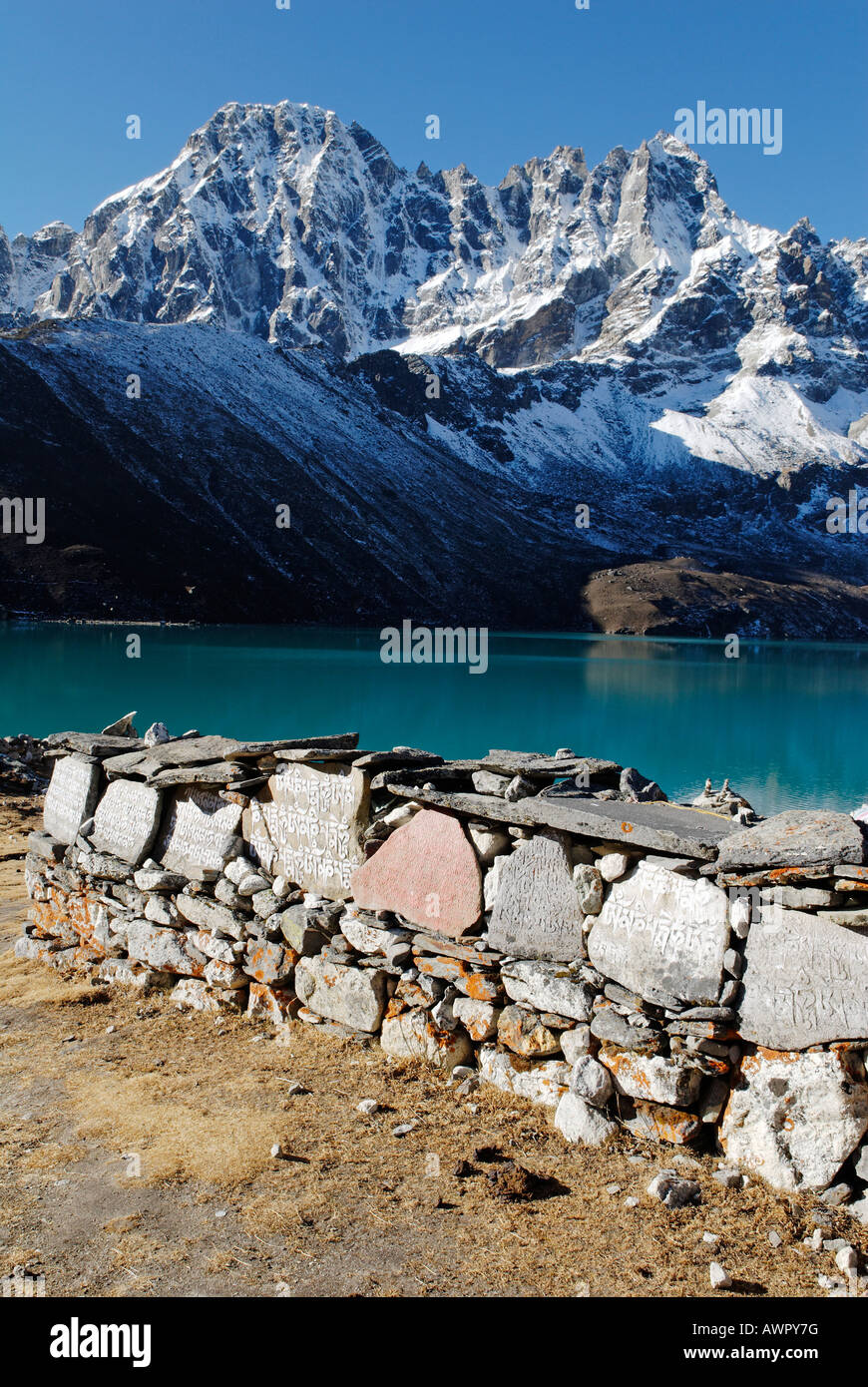 Holy lake Dudh Pokhari near Gokyo and Pharilapche(6017), Sagarmatha National Park, Khumbu, Nepal Stock Photo